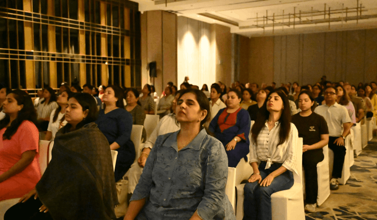 Karan Kakkad - Course